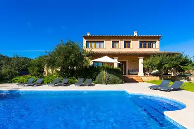 Maison de campagne 'Port Verd Ref 06' avec piscine privée, terrasse privée et Wi-Fi