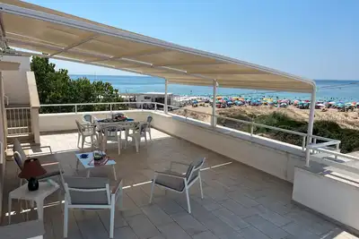 Image de Appartement 'Tre Acini' avec vue sur la mer, Wi-Fi et climatisation