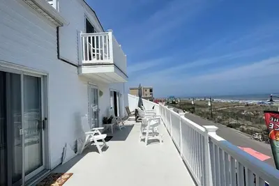 Image de Beach Front in the Heart of Sea Isle City- Stunning Views!