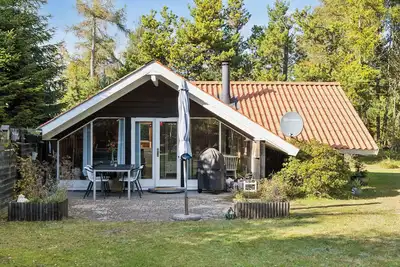 Image de Cosy summerhouse close to beach in a natural area