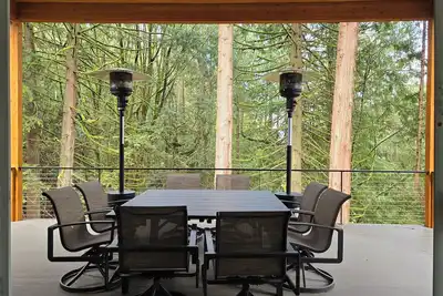 Image de Lake Whatcom access 4-bedroom house with Ac among the trees in Sudden Valley