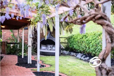 Image de 'Linden Rise' cosy farmhouse, peace & charm with views for miles. Pet Friendly