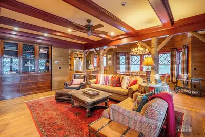 Image de Sunnybrook Cottage at the Whiteface Club and Resort