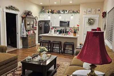 Image de Charming 1-bedroom inlaw suite in wonderful Severance with WiFi, Ac