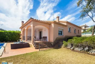 Image de Casa Margarita avec piscine privée et parking