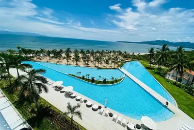 Image de MarĂtima Deluxe, 2 Br, Beachfront w/Rooftop, Wow Views & Great Amaneties