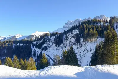 Image de Joli appartement pour 4 personnes avec balcon et vue panoramique