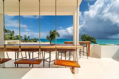 Image de Lovely Suites in Punta Sur w/pool