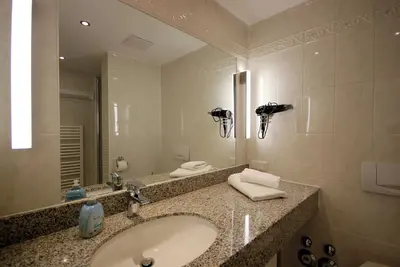 Image de Your attractive 2-room apartment with furnished balcony.