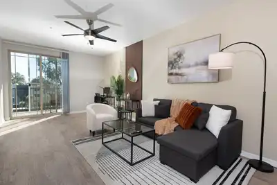 Image de Cool 2br Near Asu|Pool, Gym & Pet-Frndly