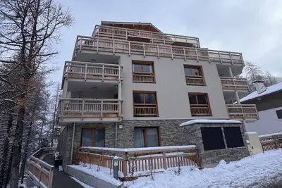Image de Appartement neuf T4 de 89 m2 avec garage au coeur de la Station des Claux