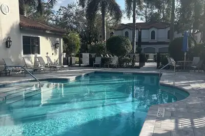 Image de Beautiful 3 bd townhome in charming Bonita Springs w/pool & kayak river access