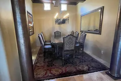 Image de Spacious 4-bedroom house with sunset views in Cave Creek