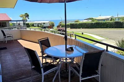 Image de Vip boat trailer park at ramp included. large spacious house. free wifi\n\n\n