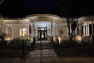 Image de Historic 1800’s estate with 4 bedrooms and WiFi, Ac in delightful Columbus