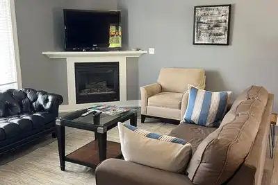 Charming 2-bedroom condo in nice Douglas with Pool