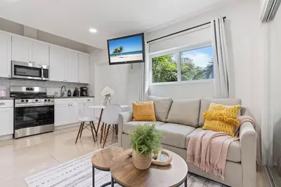 Modern Adu in Gardena – Perfect for Relaxing Stays