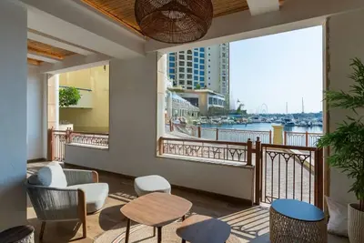 Image de Luxurious 3-Bedroom Apartment with Sea Views & Exclusive Amenities on Palm Jumeirah