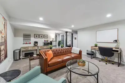 Image de Relaxing 2 Bedroom Getaway located just minutes from Arvada’s Best Attractions