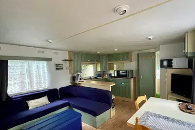 Image de Mobilhome atypique 4 Chambres 2 salles de bain - Camping Familial Jf02