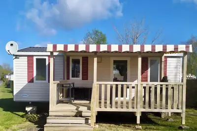 Image de Mobilhome au calme - 3 Chambres - Camping Familial Jf402