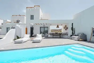 Villa isola, plaka Naxos