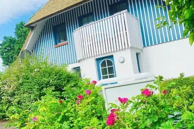 Image de Large bright apartment under thatch, 2 bedrooms, 2 floors, 2 balconies, idyllically quiet Dream