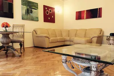 Image de Spacious 3-bedroom 3 bathroom apartment in 5th district next to Károly Gardens