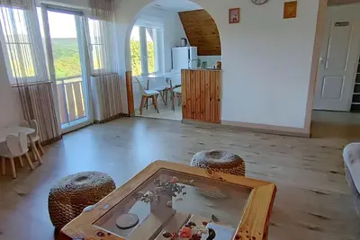 Image de Charming 2-bedroom, family friend cottage with WiFi and Ac in fabulous Miskolc
