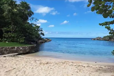 Image de Available Private 2-Bedroom Cool Water Escape with King bed by Ocho Rios Jamaica