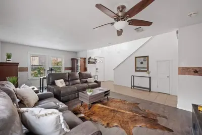 Image de Charming 4-bedroom house in North Austin