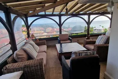 Image de Magnifique appartement Cosy vue mer. 1 mn à pied des plages.