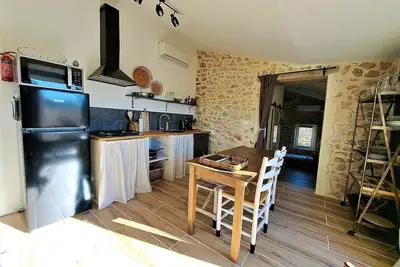 Image de gîte Jasmin, proche de rivière, pour 3 personnes, avec belle terrasse (airco)
