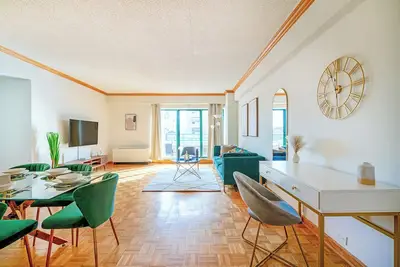 Image de Amazing Uws Sunny 2 Bedrooms with Balcony #6178