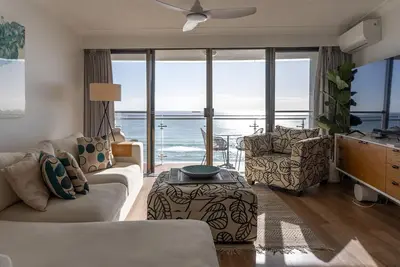 Image de Dream holiday escape, 2-bed 2-bath ocean front sea view apartment on Palm Beach!