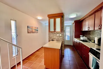 Image de 2 bedroom Dorado Villa with pool- Walk to the beach and restaurants.