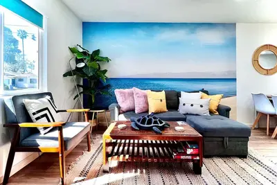 Image de Charming 2-bedroom Townhome with WiFi, Ac in wonderful Long Beach
