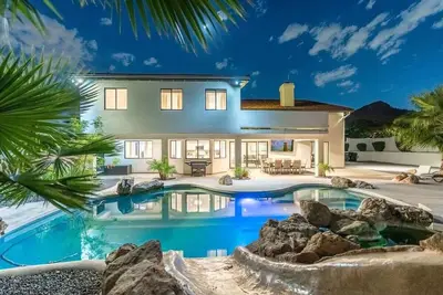 Image de Luxury Estate |Heated Pool |Mini Putt |Basketball