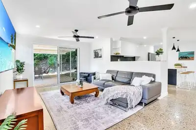 Image de Spacious Ground-Floor Escape: Your Private 3-Bedroom Getaway Near Nature & Local Attractions