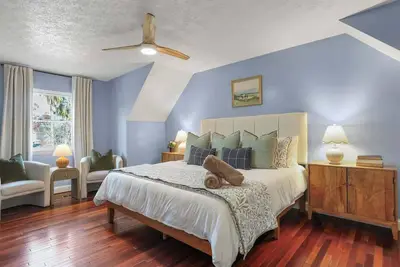 Image de Family & dog-friendly house w pool & entertainment