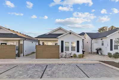Image de 1265 - Sea Pappy's, a cozy 2-bedroom condo in Corolla
