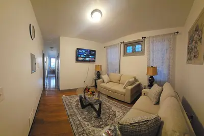 Image de Spacious 3-bedroom apartment in nice Jersey City with Ac, WiFi, 15 mins to Nyc