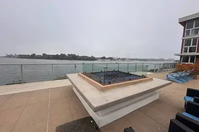 Image de Cozy Marina Del Ray one bedroom waterfront