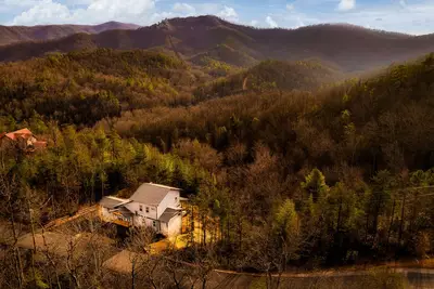 Image de 5 Star Mountain Cabin! ! Location+ Views+Hot tub+Fire Pit