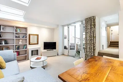 Image de Stylish Kings Cross Flat with Patio Retreat
