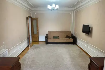 Image de Charming 2-bedroom apart with WiFi and Ac close to airport and trainstation 5min