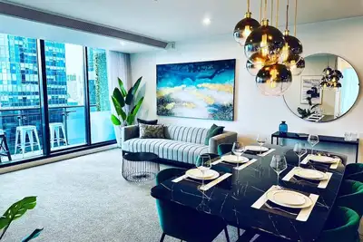Image de Luxury Southbank apartment + Free Parking for 2 cars