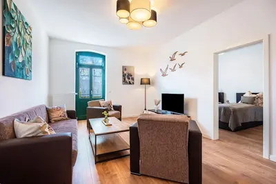 Image de Appartement \"5\" avec terrasse privée, jardin partagé et Wi-Fi