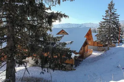 Image de Chalet De Famille A La Joue Du Loup, 50m Des Pistes Pour 14 Personnes