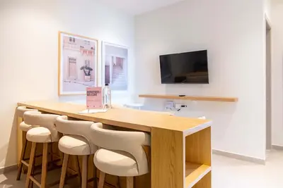 Image de w* | Pristine 2br w/ Lovely Terrace in Ctg